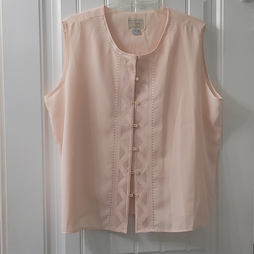 Voir collection pale peach sleeveless top